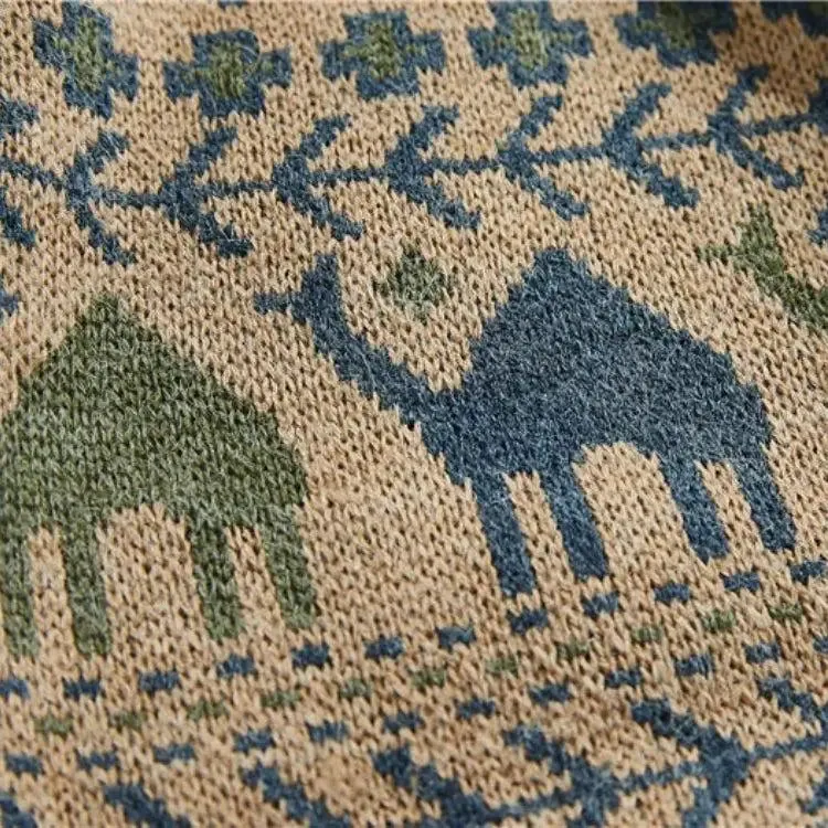 Vintage-Inspired Camel Knitted Sweater for Timeless Winter Style