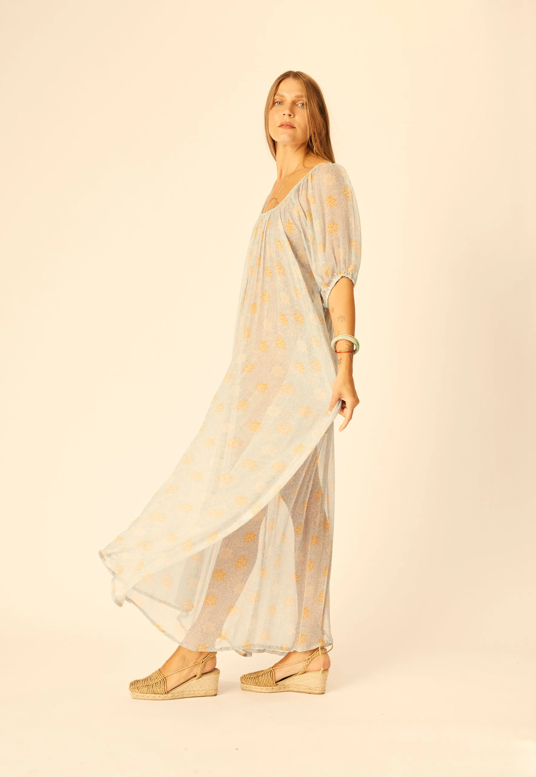 VIVI DRESS