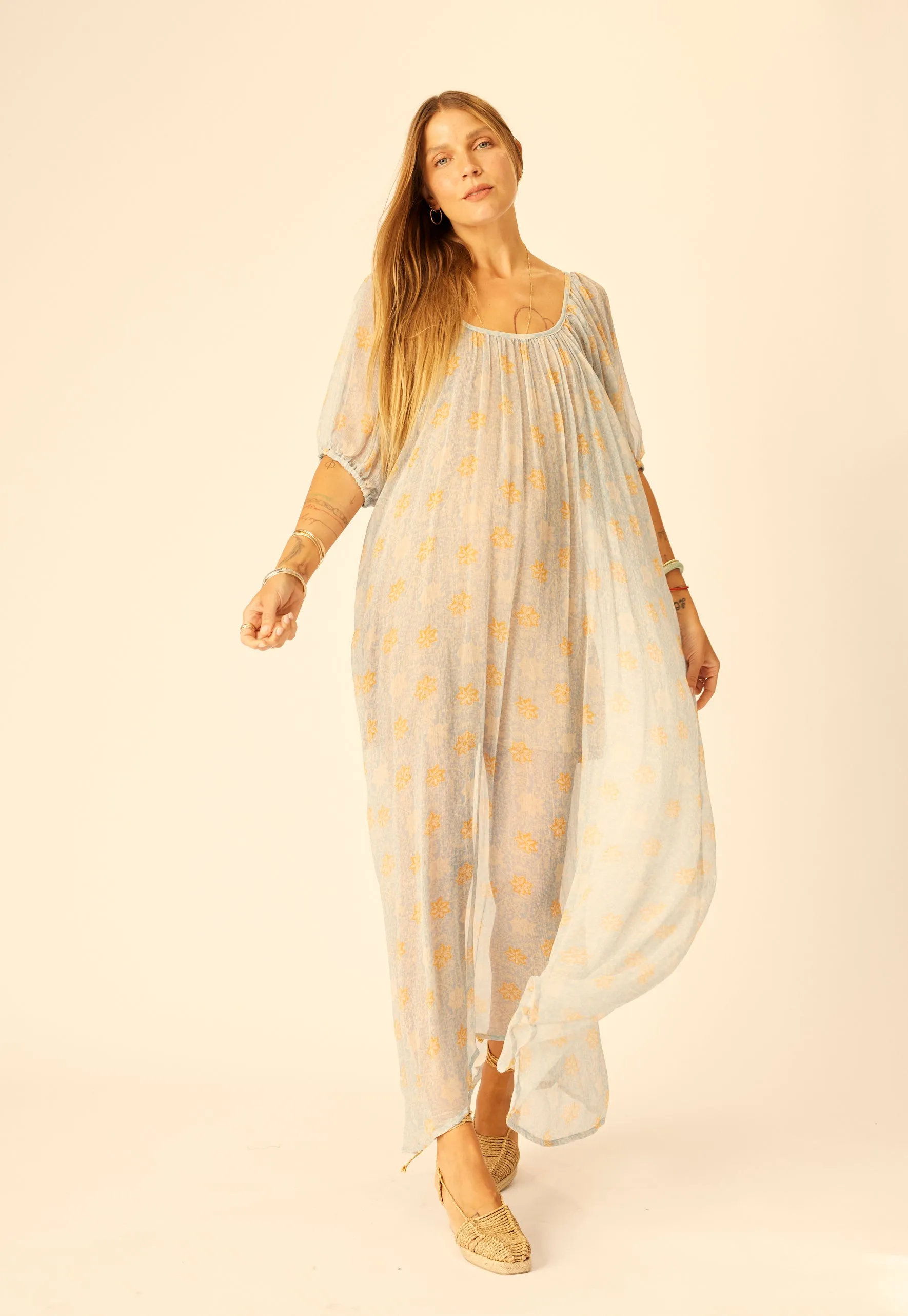 VIVI DRESS