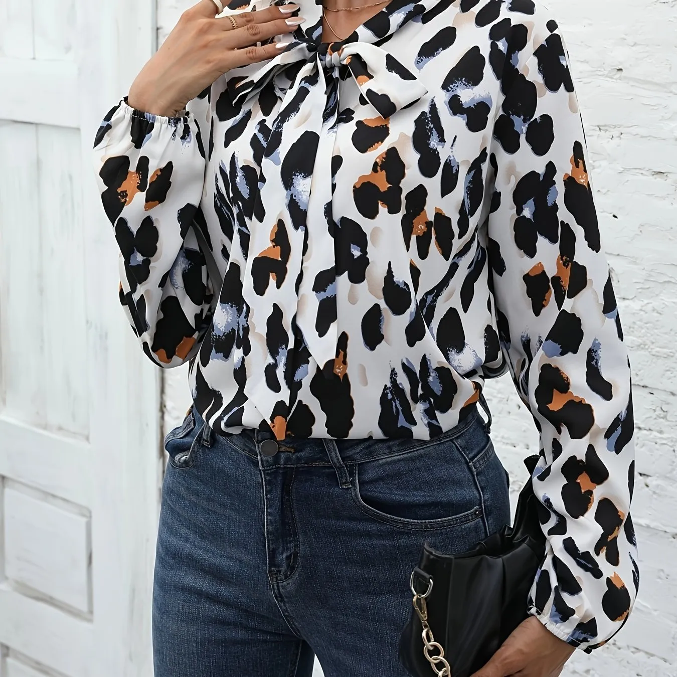 Women's Blouses Fashion Allover Print Bow Neck Blouse